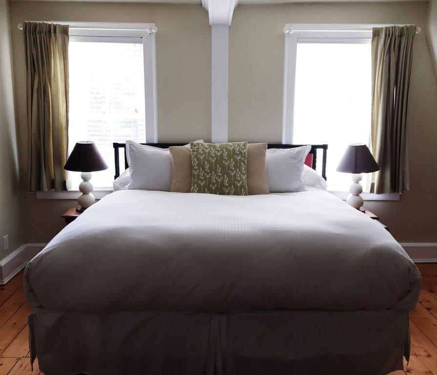 Snapdragon Inn Windsor Eksteriør bilde