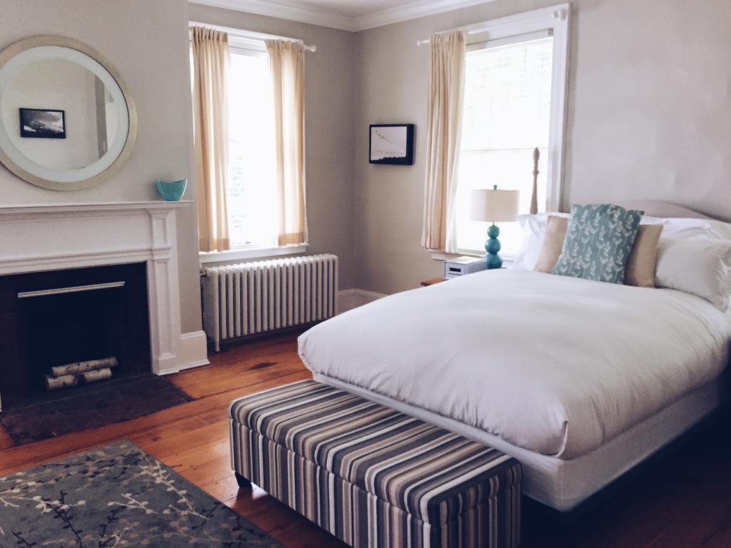 Snapdragon Inn Windsor Eksteriør bilde