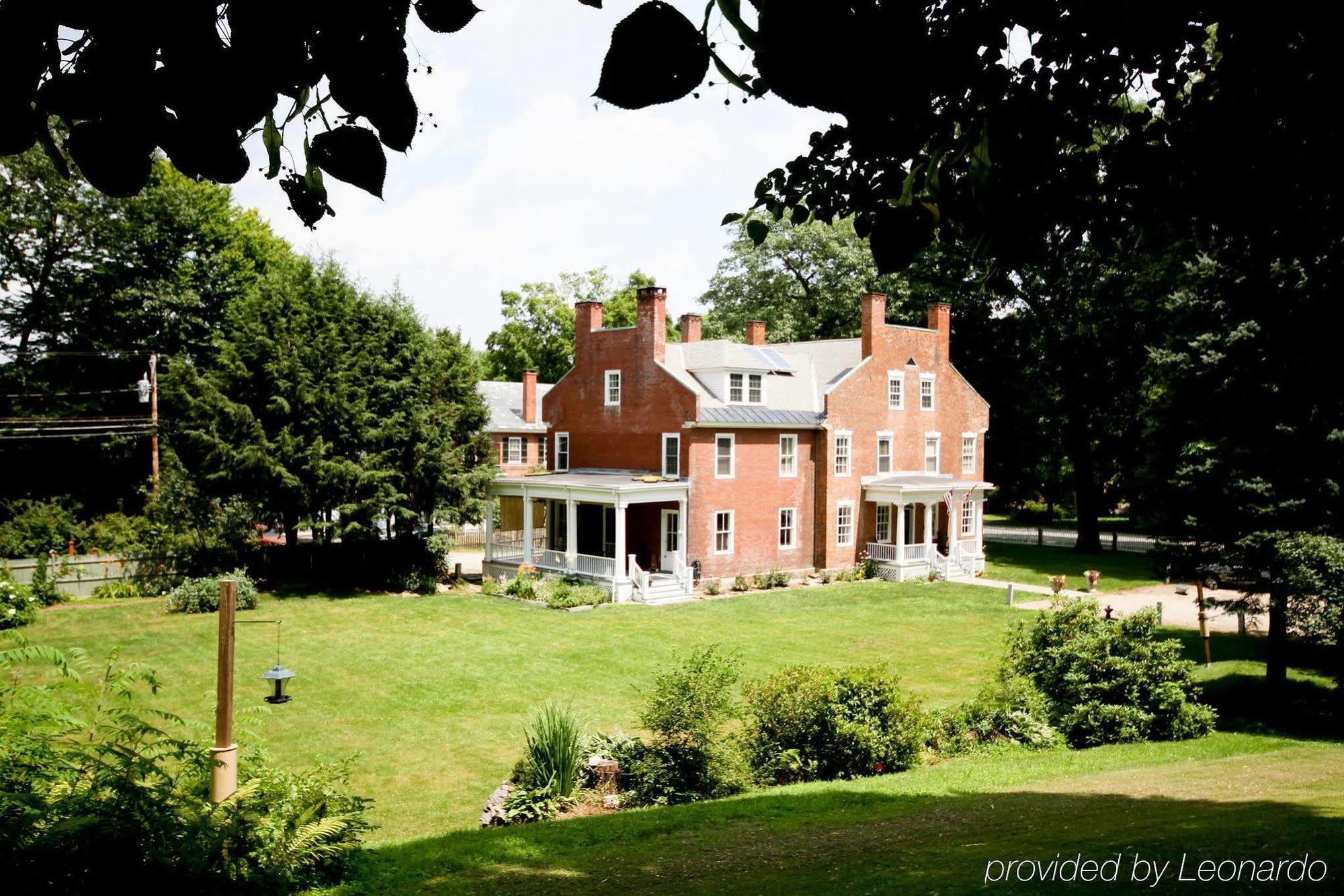 Snapdragon Inn Windsor Eksteriør bilde