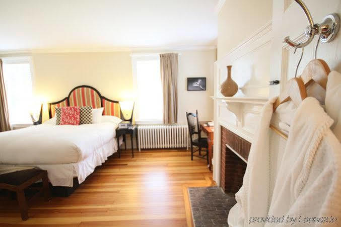 Snapdragon Inn Windsor Eksteriør bilde